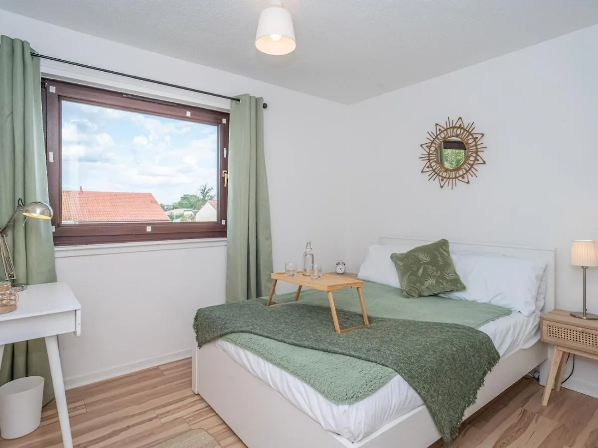 Newly Furnished 2Bed Flat With Peaceful Views Apartment Edinburgh United Kingdom